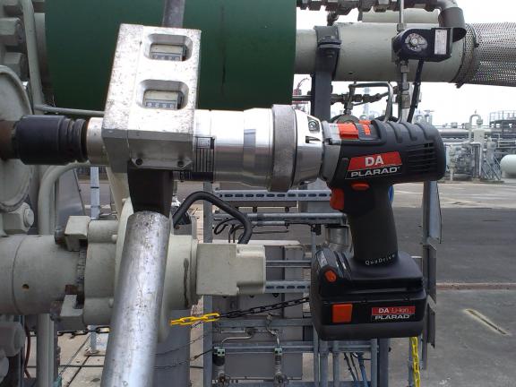 Avvitatore Dinamometrico Batteria con Braccio di Reazione